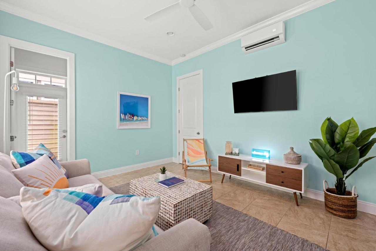 Crescent Moon Palace - A Luxury Home With Pool, Parking, Just Steps To The Beach Panama City Beach Exteriör bild