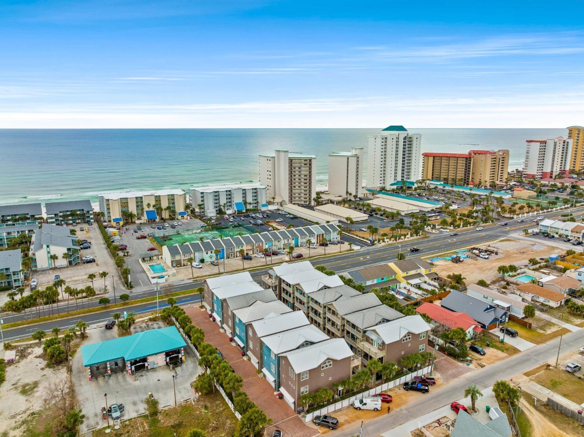 Crescent Moon Palace - A Luxury Home With Pool, Parking, Just Steps To The Beach Panama City Beach Exteriör bild